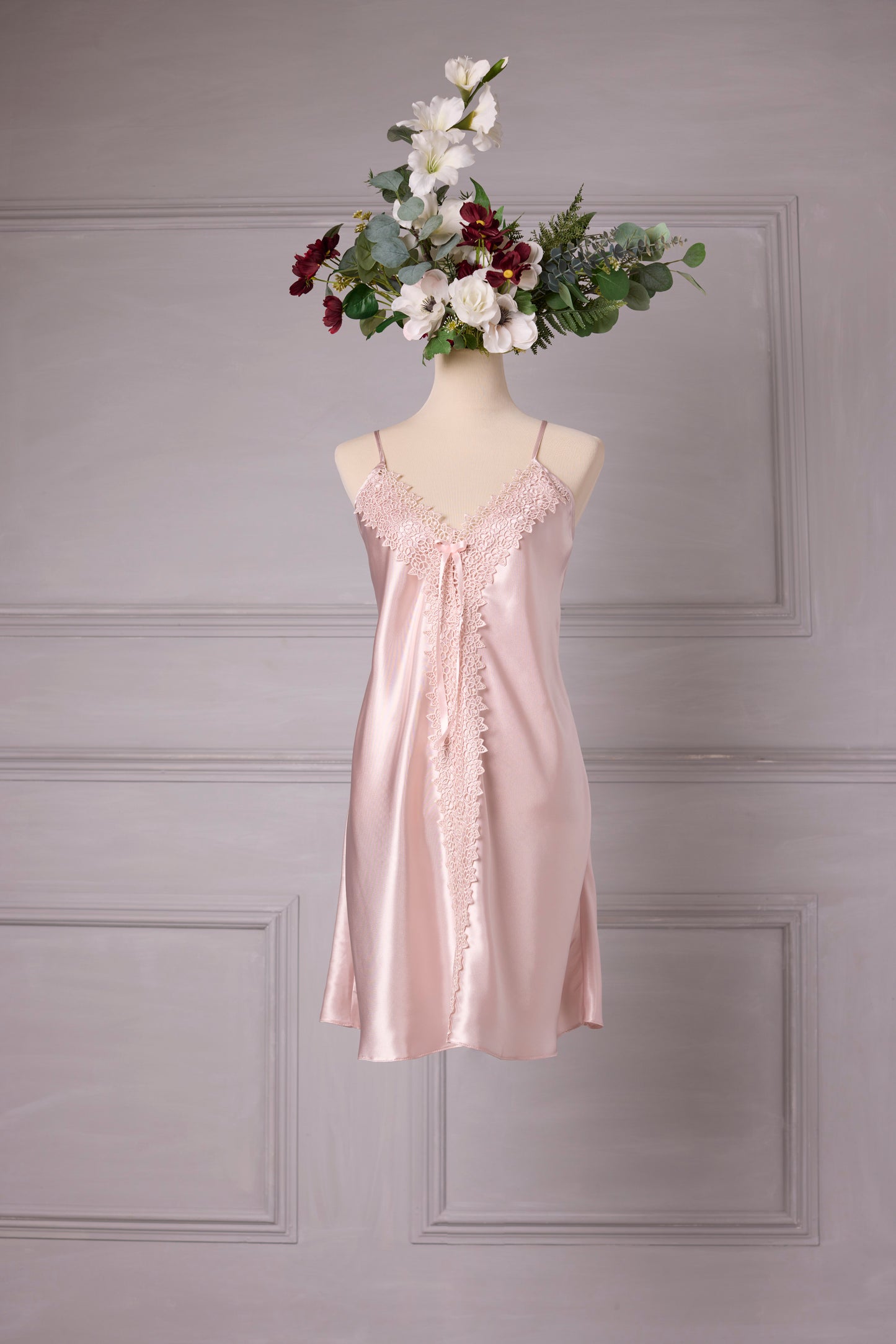 Plus size Pale Pink Short Nightdress and Dressing Gown