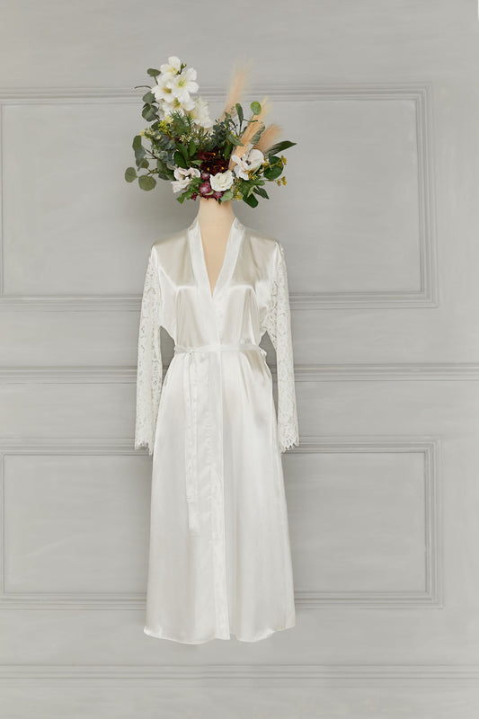 Ivory Long Dressing Gown with Lace
